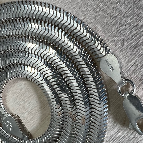 Sterling Silver 925 (Not Herringbone) Snake Necklace - Picture 4 of 7
